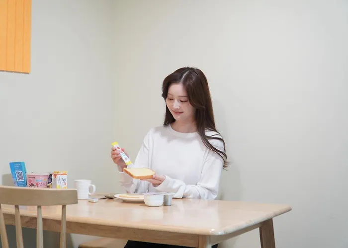 Korea Happiness House - Female Only *